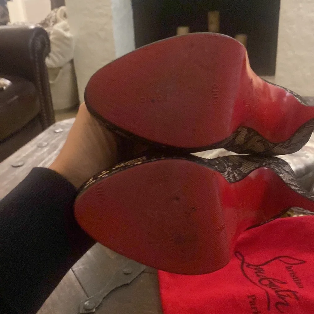 Christian Louboutin Very Privé Peep-Toe Platform Heels